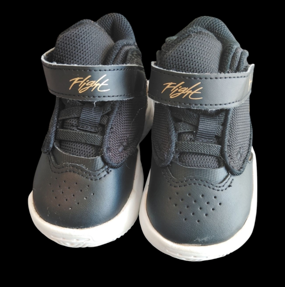 Jordan Max Aura‎ 4 Sz 5c